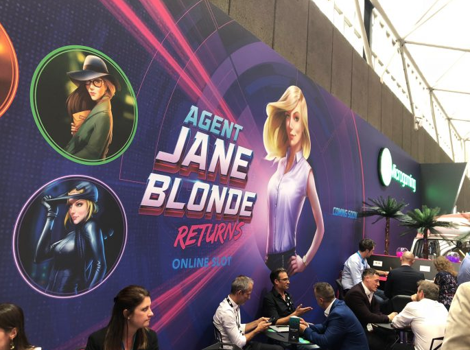 Microgamings Agent Jane Blonde Returns